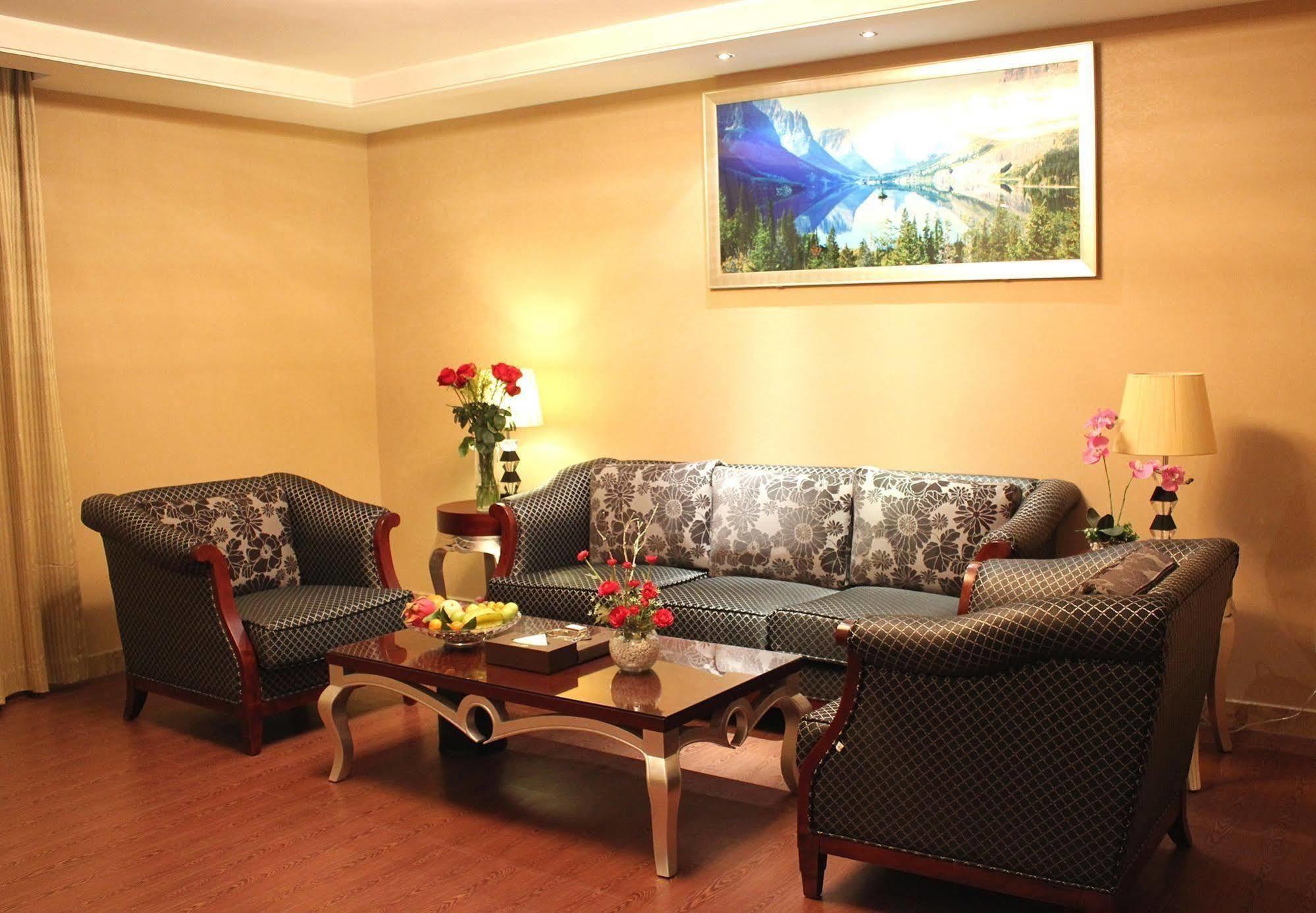 Jun Hao Hotel Dongguan  Dış mekan fotoğraf