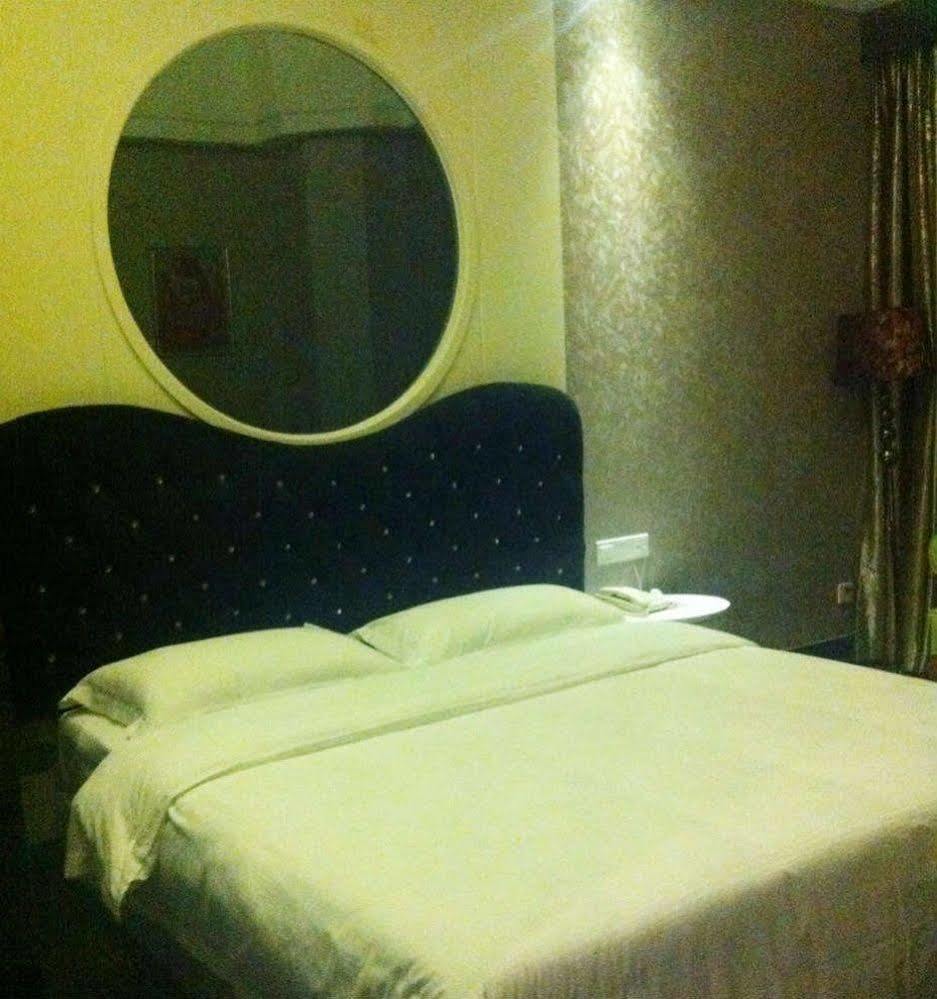 Jun Hao Hotel Dongguan  Dış mekan fotoğraf