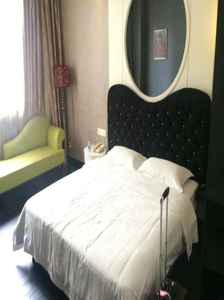Jun Hao Hotel Dongguan  Dış mekan fotoğraf