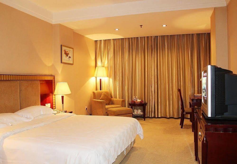 Jun Hao Hotel Dongguan  Dış mekan fotoğraf