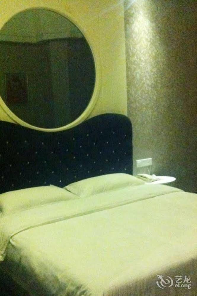 Jun Hao Hotel Dongguan  Dış mekan fotoğraf