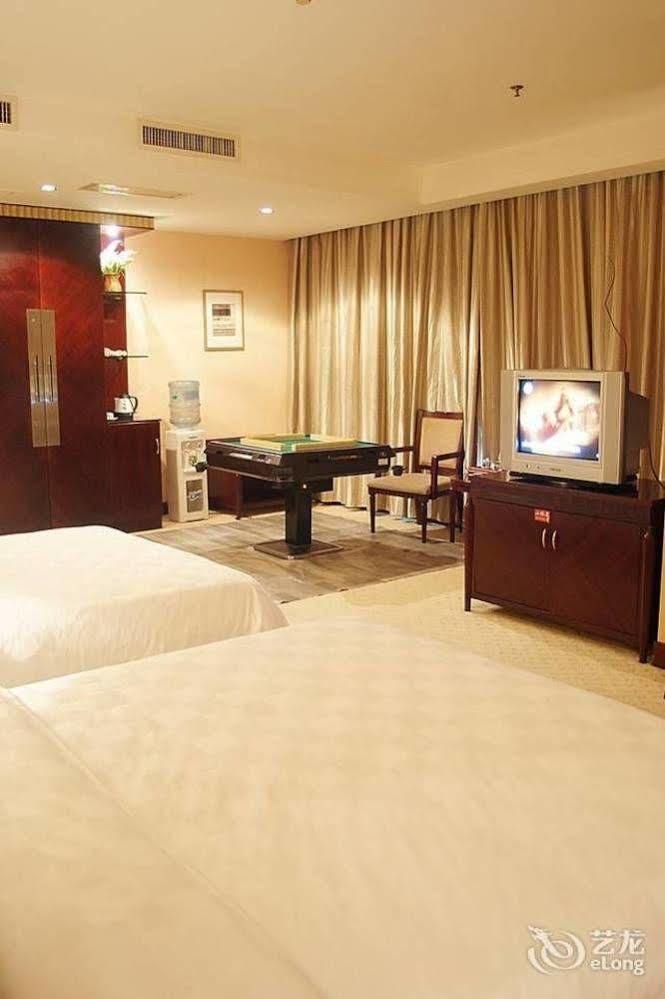Jun Hao Hotel Dongguan  Dış mekan fotoğraf