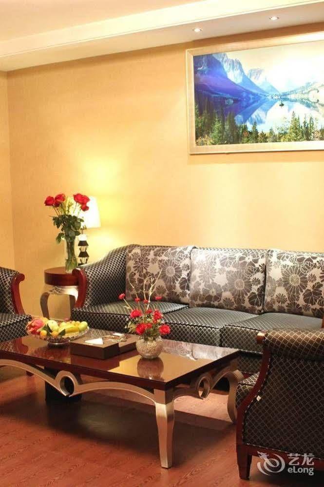 Jun Hao Hotel Dongguan  Dış mekan fotoğraf