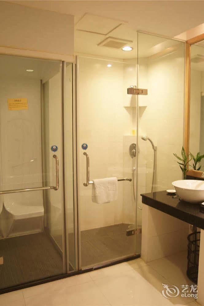 Jun Hao Hotel Dongguan  Dış mekan fotoğraf